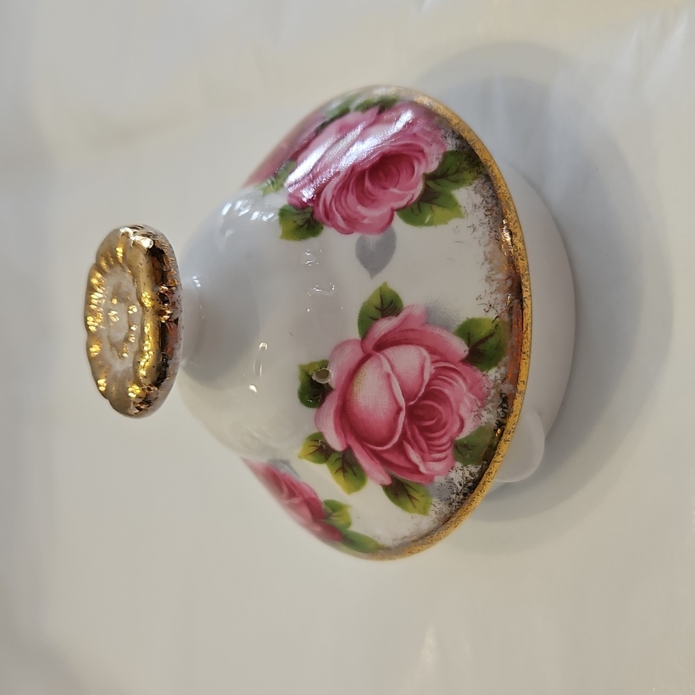 LID for coffee pot. "Old English Rose" by Royal Albert.